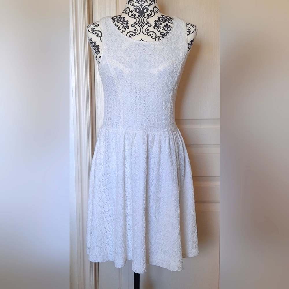 Twik size M white dress
